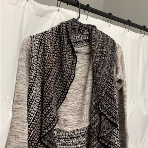 Sweater - Picture 4 of 5